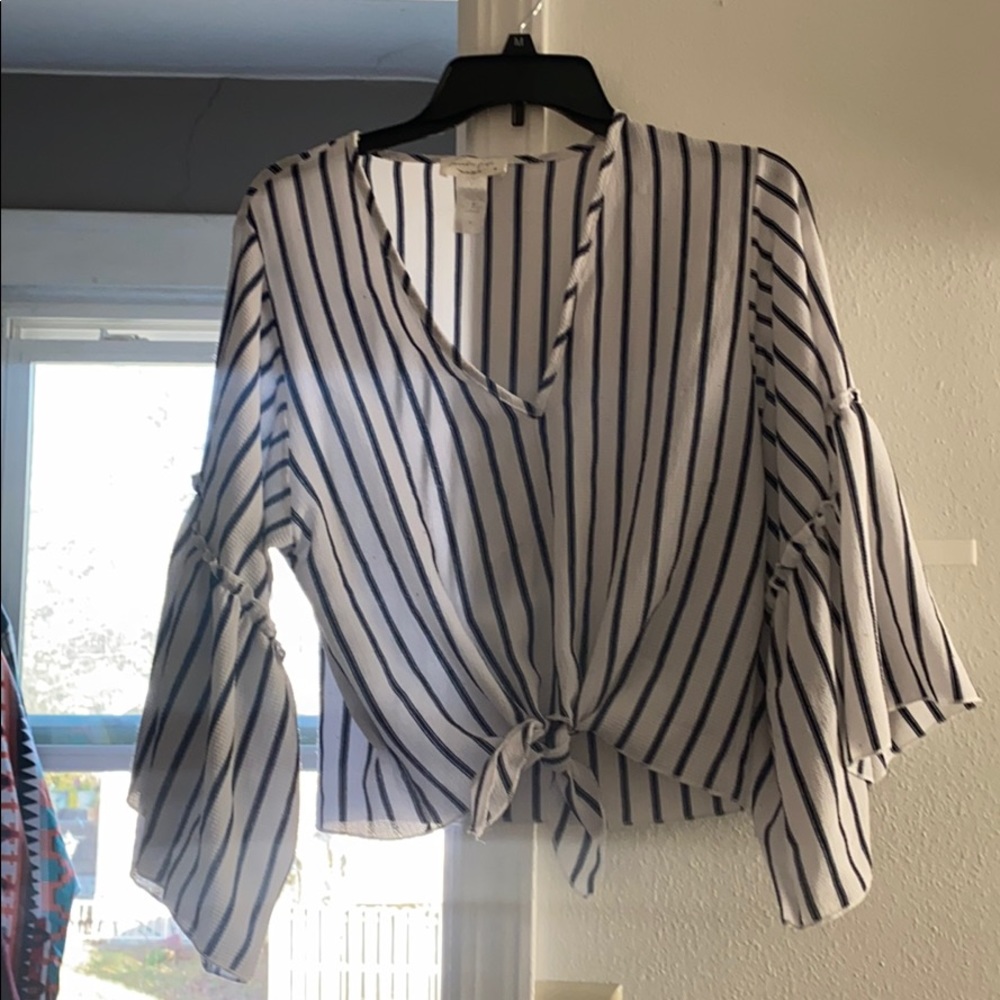 Stripped Cropped Tee with Tie Front